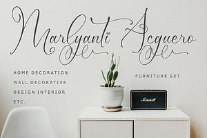 Mendikari Chic Calligraphy Font