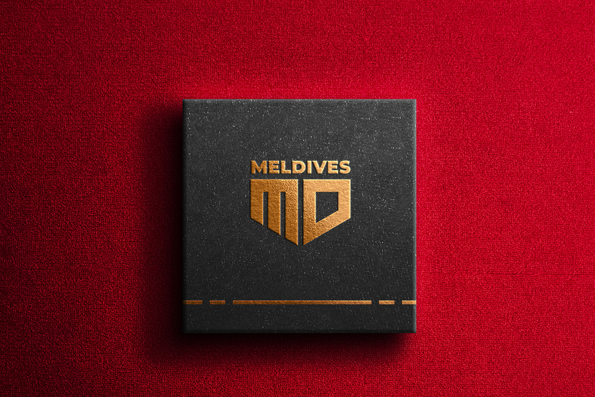 Realistic Mockup Luxury Box, a Packaging Mockup by Artlogs x Modaldesain (Photo 4 of 5)