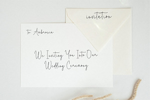 Rosemary Script - Modern Font