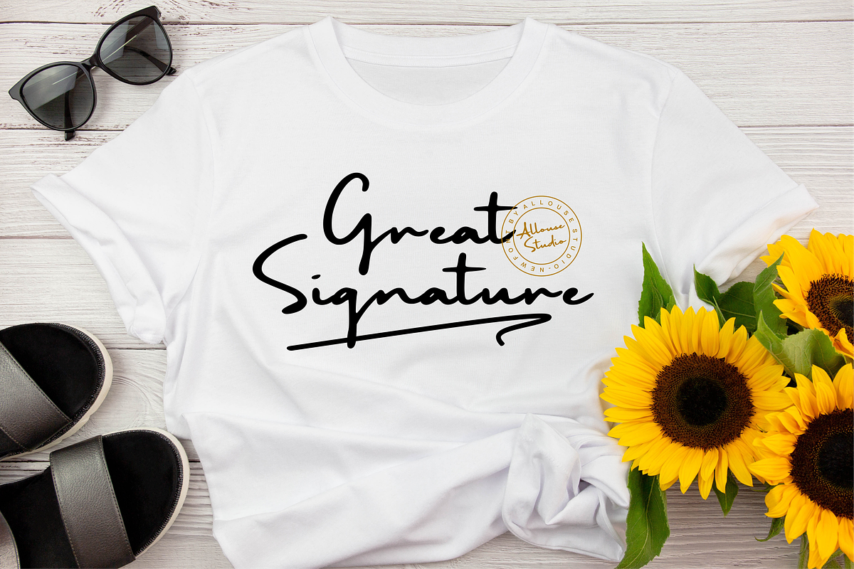 Trilogi Materialism Signature Font, a Script Font by Allouse Studio (Photo 4 of 10)