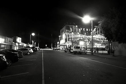 Windward Ave, Venice, Los Angeles