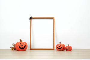 frame with pumpkin desk wall