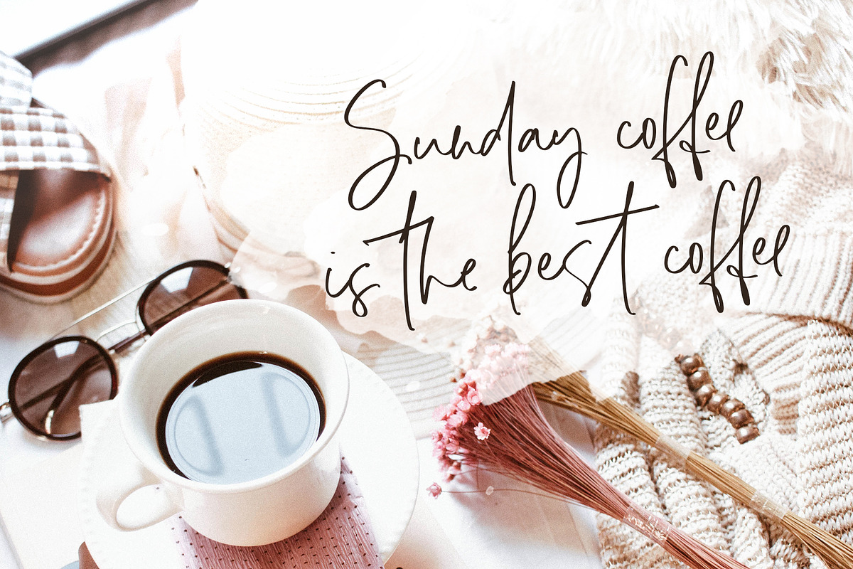 Rising Moon Handwritten Font preview 4