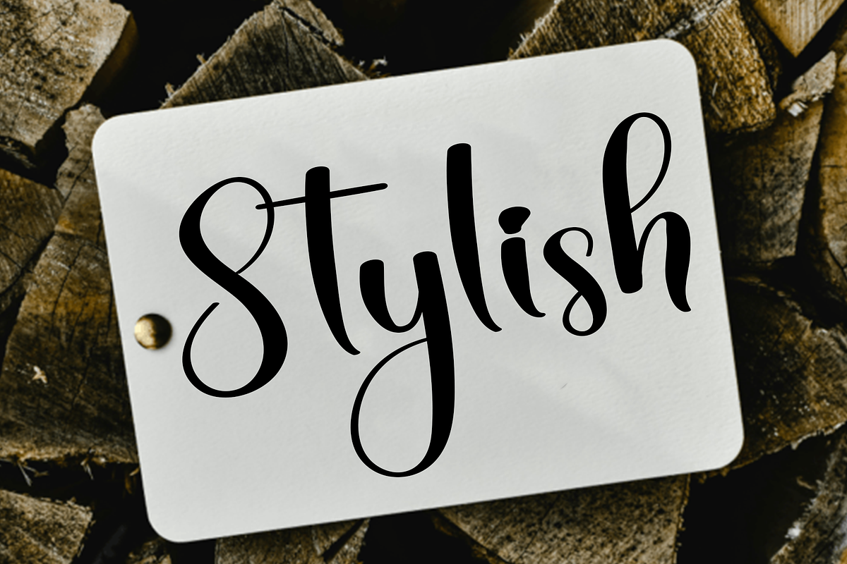 Magnolia, a Handwritten Font by InermediaSTUDIO (Photo 2 of 7)