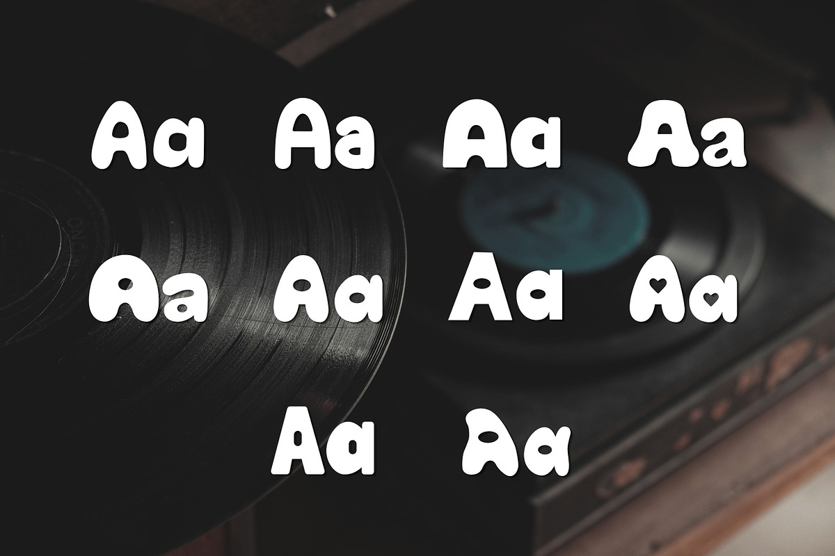 10 Display Bubble Fonts Bundle, a Handwritten Font by ZoloDesignHub (Photo 3 of 7)
