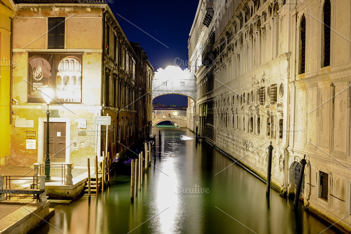 Venice, Italy Night Photography, an Architecture Photo by Deviant (Photo 8 of 9)