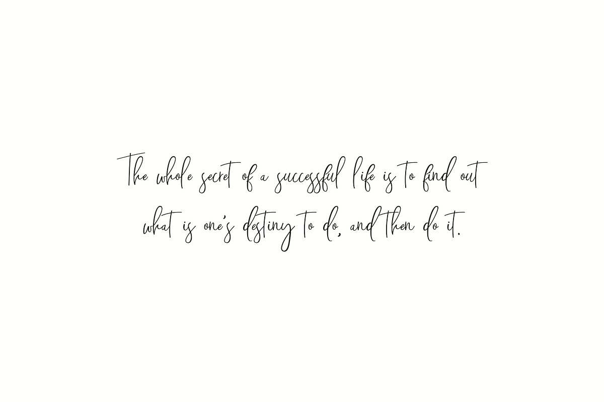 Diantha Wocasta Handwritten Font, a Handwritten Font by UICreative (Photo 4 of 11)