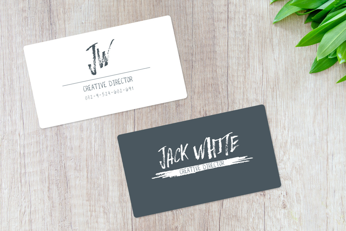 Woodnote Brushed Font preview 3