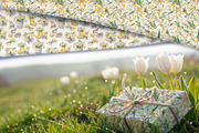 Tulips Spring Garden, watercolor set, an Illustration by Shabbypie (Thumbnail 10 of 12)