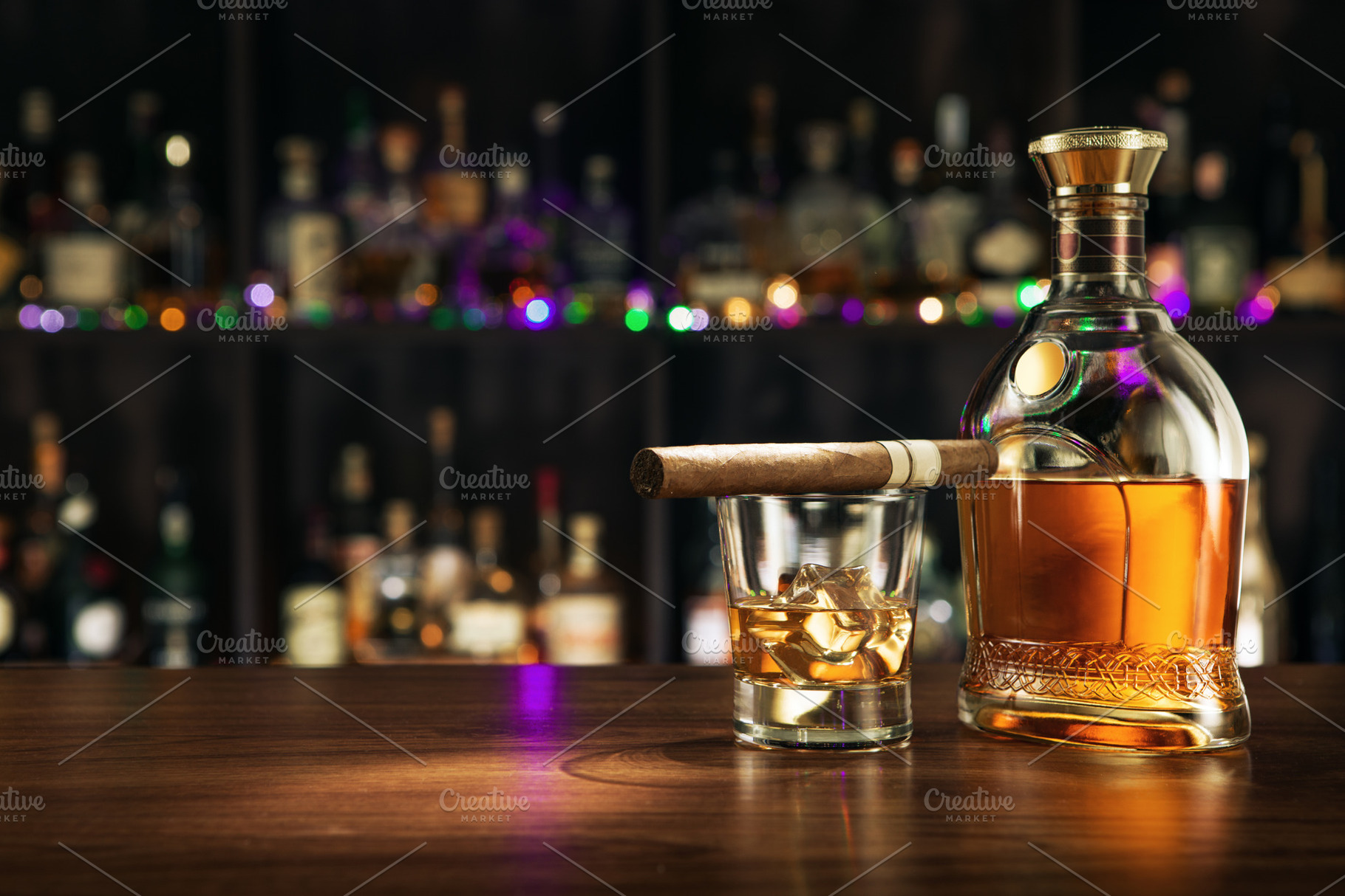 cognac, a Photo by dmitryersler