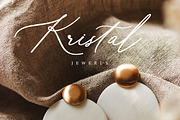 Bristhony, a Script Font by Queenopstudio (Thumbnail 7 of 12)