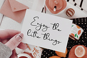 Opolite - a Handwritten Font, a Script Font by Vava Aryanto (Thumbnail 4 of 11)