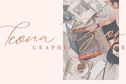 The Dream / Cyrillic & Latin Font, a Script Font by Katie Holland (Thumbnail 11 of 11)
