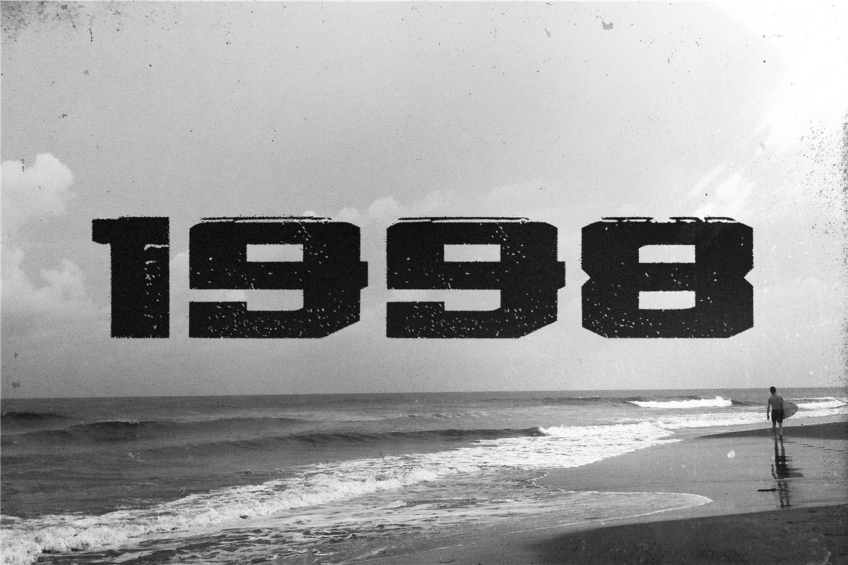 Malibu Sunrise, a Font by AthayaDZN (Photo 9 of 17)
