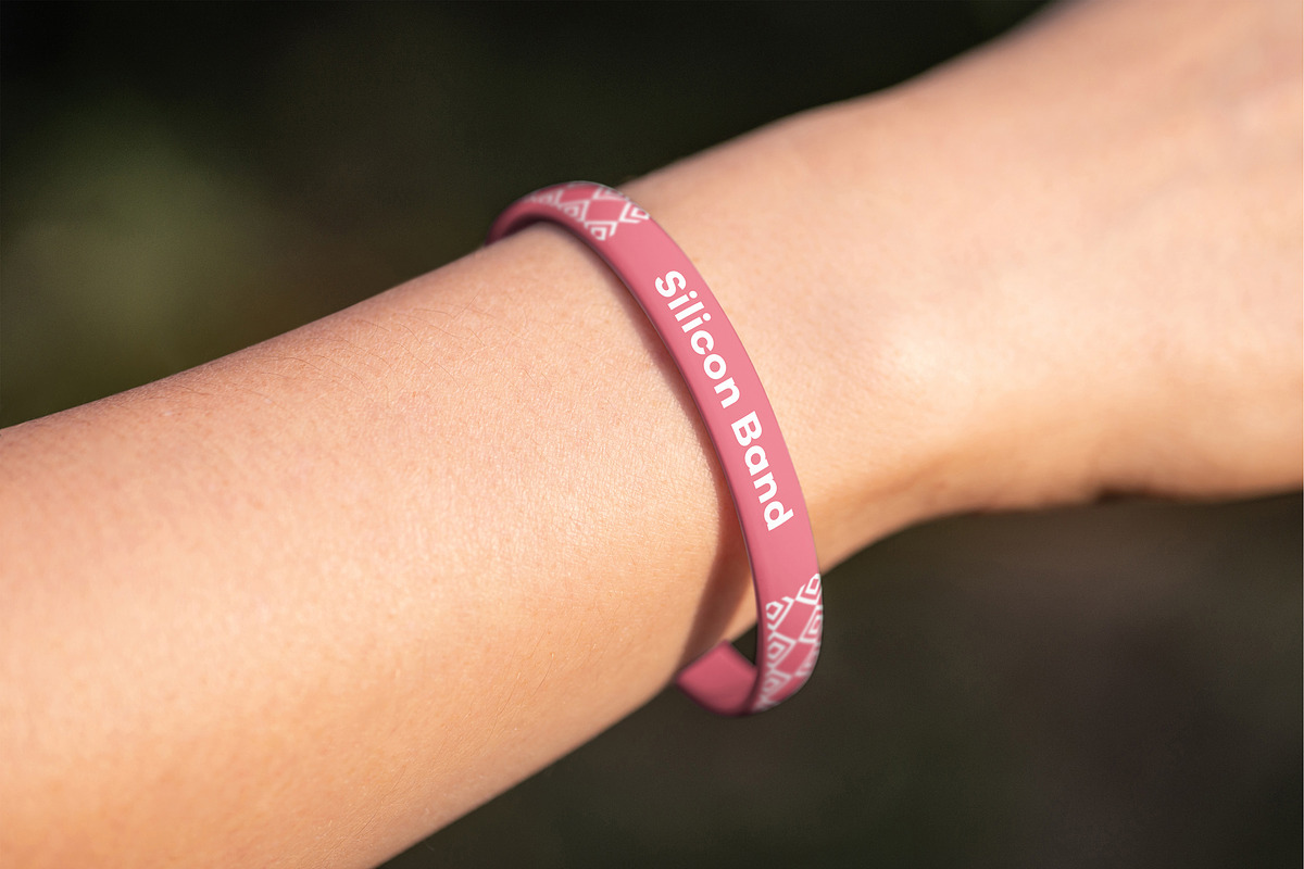 Silicon Band Mock-up, a Product Mockup by Yogurt86 (Photo 11 of 22)