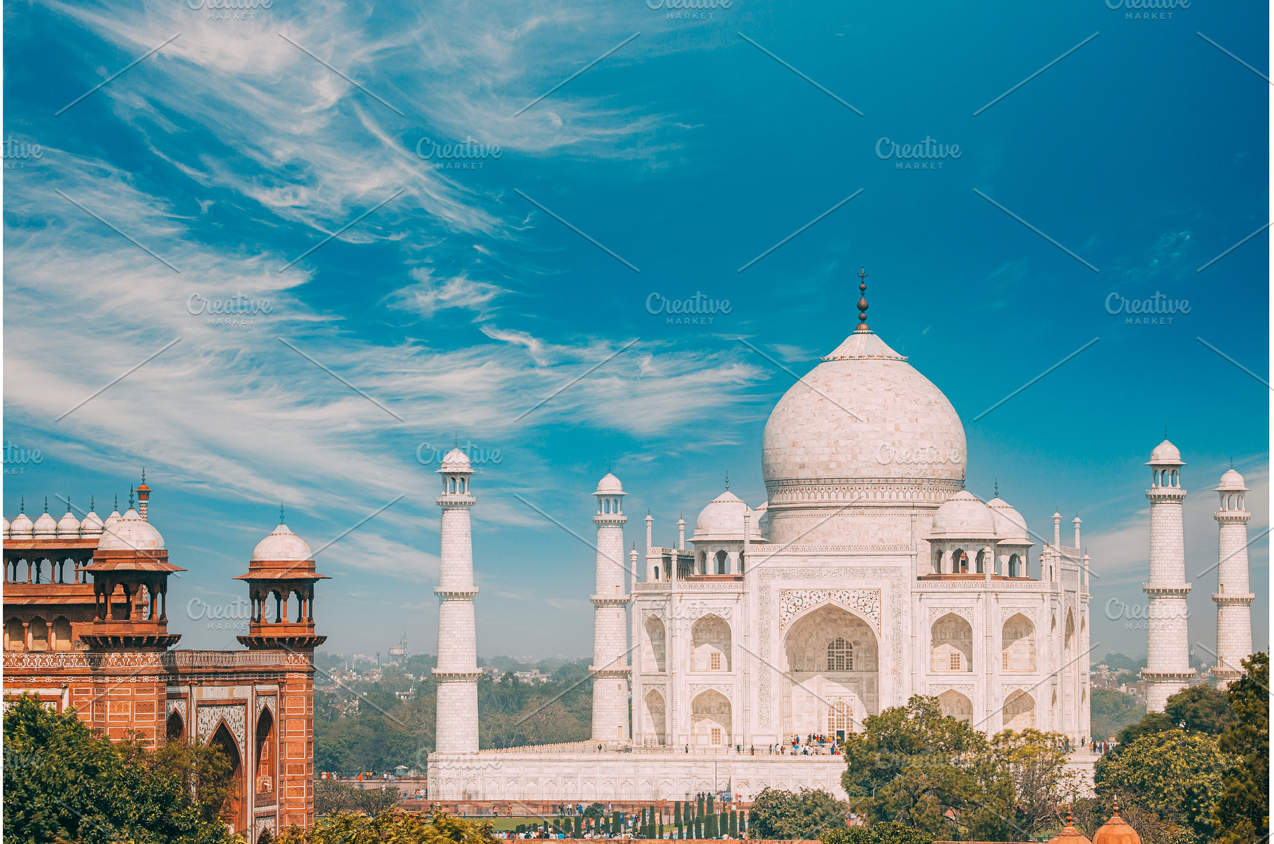 Taj Mahal in Agra, Uttar Pradesh, an Architecture Photo by Our Amazing World