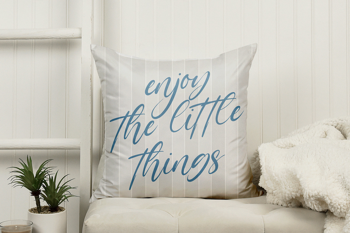 Winterline - Sweety Script, a Script Font by Almarkhatype (Photo 4 of 8)