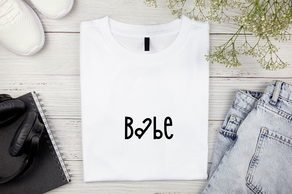 Biscuit, a Handwritten Font by Sofia Skoog (Photo 3 of 10)