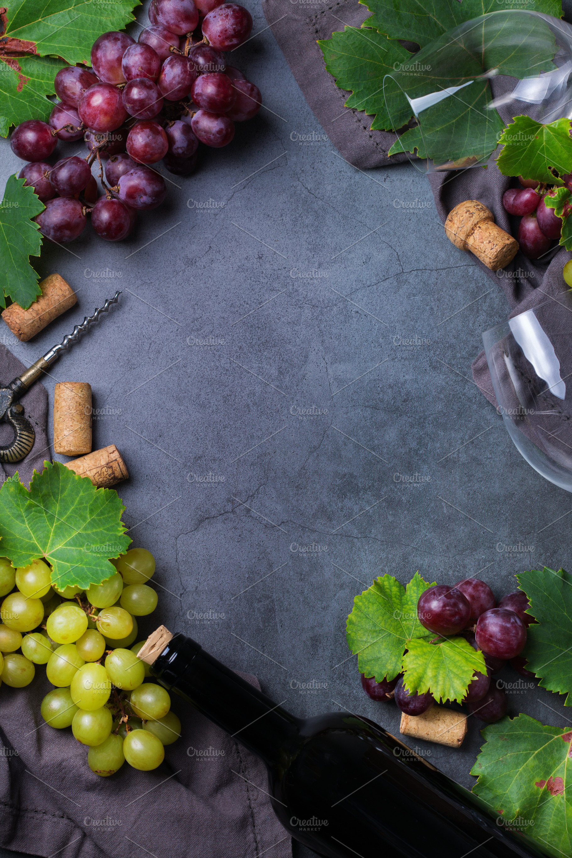 Wine tasting and degustation concept. Grape vine, bottle, glasse, a Food & Drink Photo by Antonina Vlasova