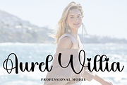 Creative Holiday, a Handwritten Font by FreshTypeINK (Thumbnail 3 of 8)