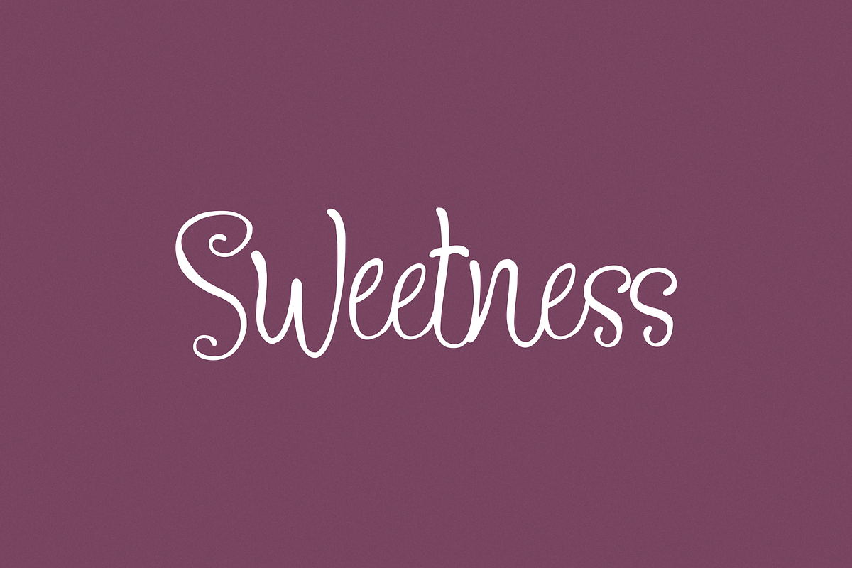 Daphne Font preview 4