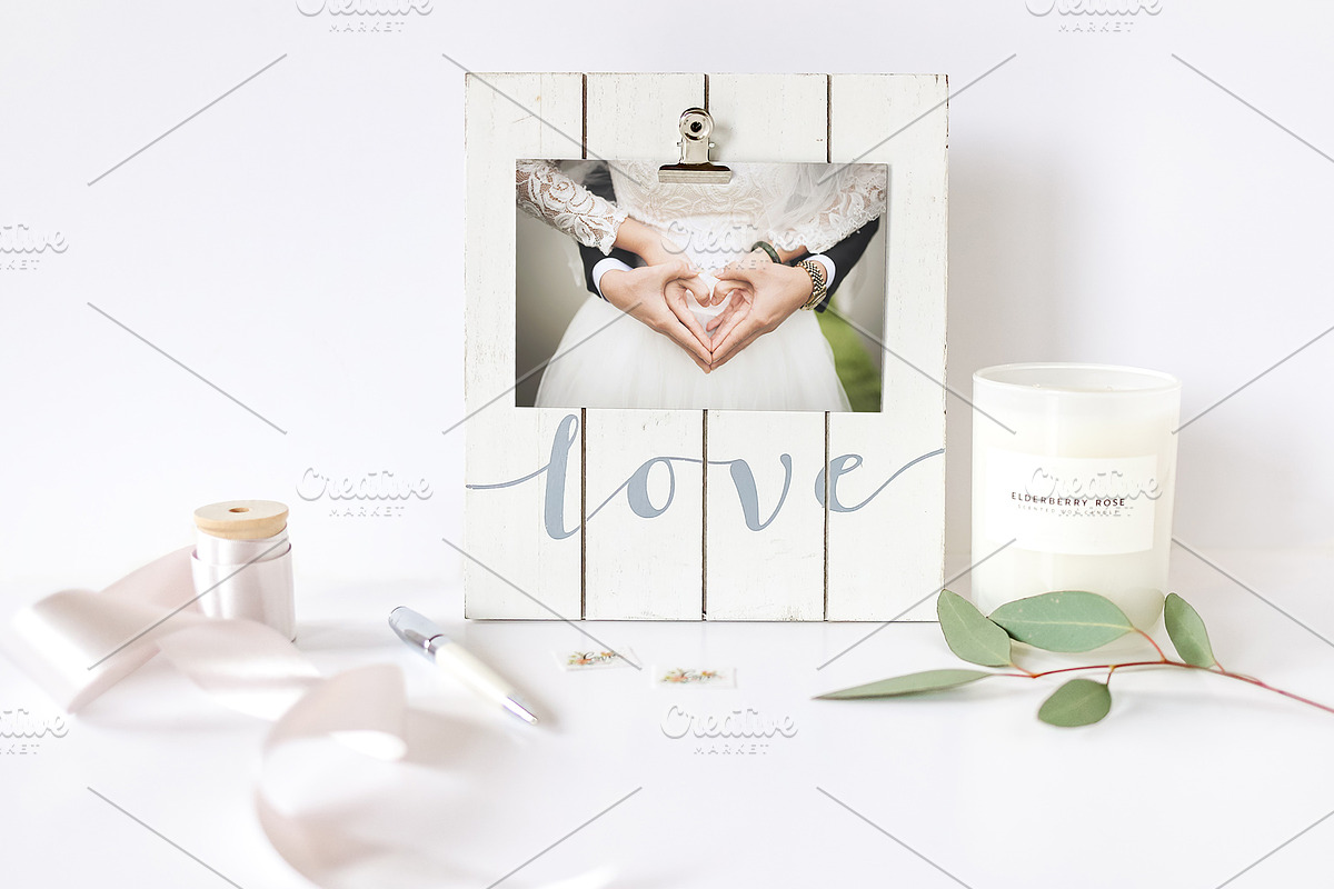 Blooming Love - Styled Stock Photos, a Background Photo by SunnyTangerine Stock (Photo 8 of 12)