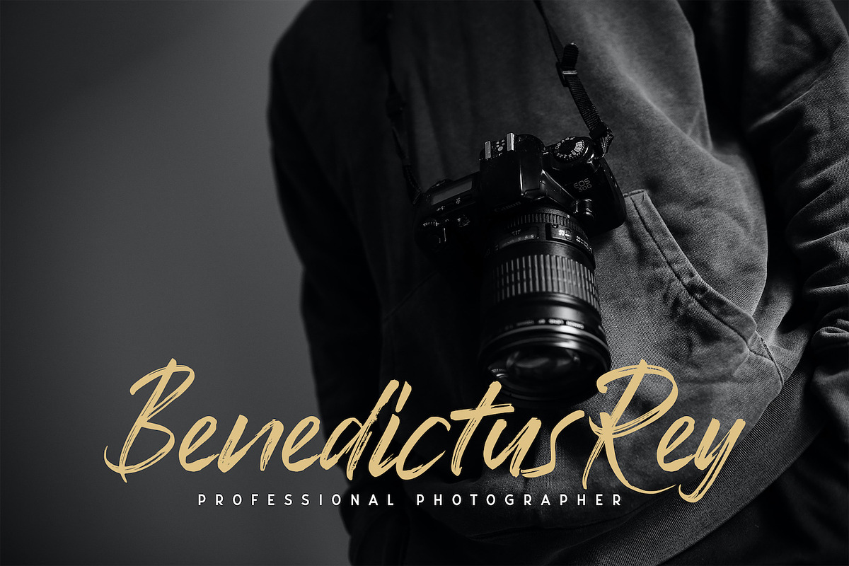 Romantika Hidup - Brush Script Font, a Script Font by StringLabs (Photo 5 of 10)