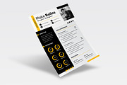 Business Resume CV, a Resume Template by iDoodle Studio (Thumbnail 3 of 4)