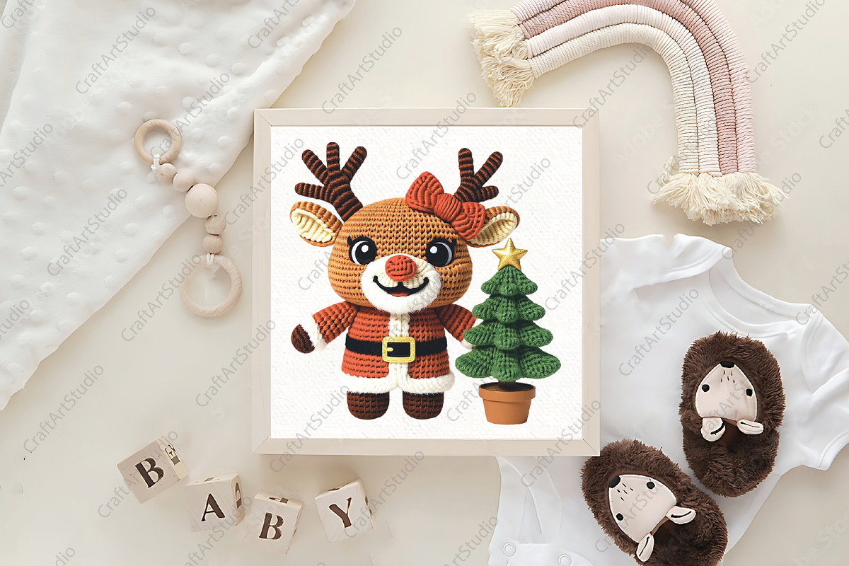 Crochet Santa Tree PNG, an Illustration by CraftArtStudio (Photo 4 of 4)