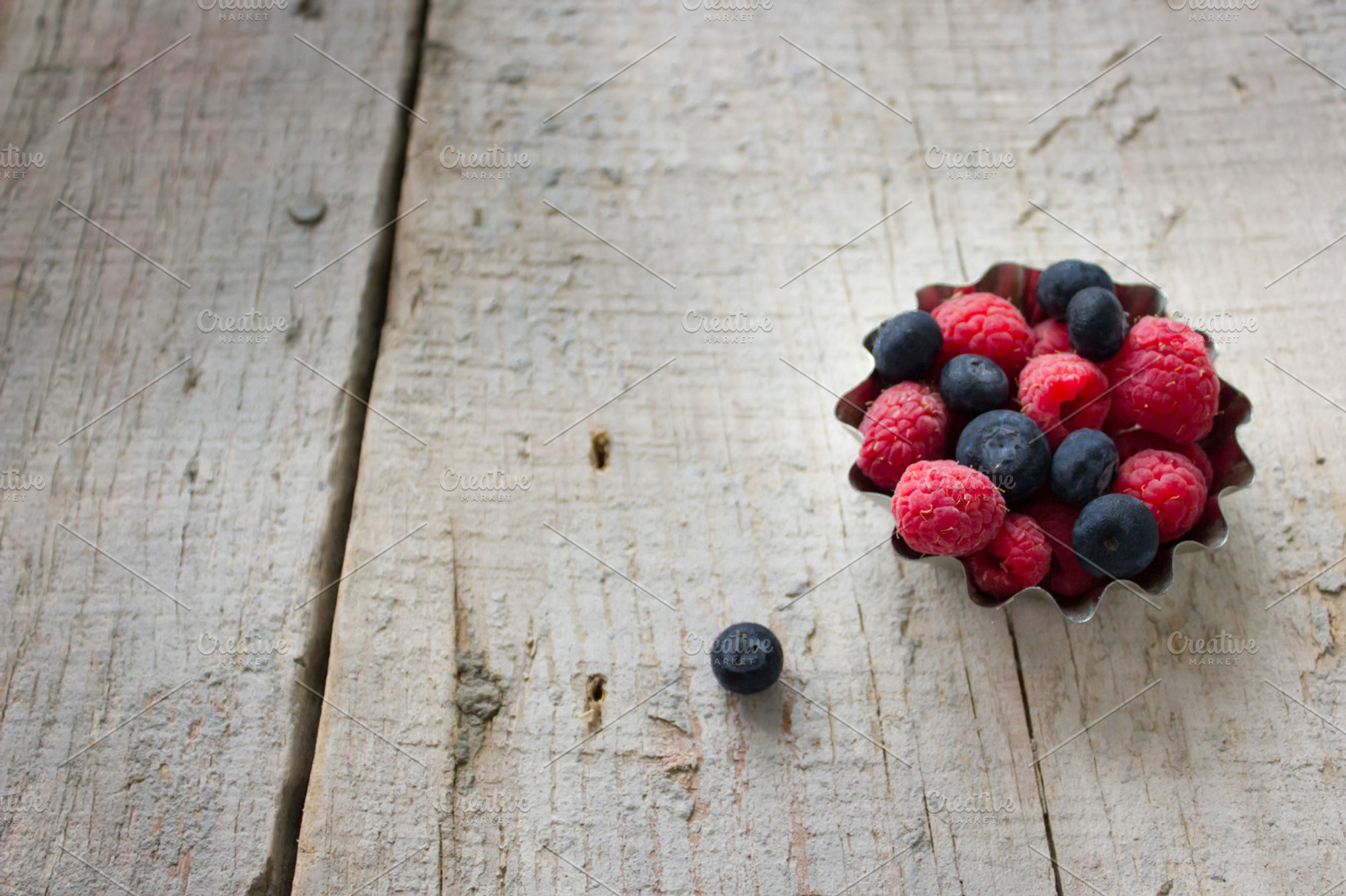 Berries featuring berries, food, and blueberry, a Food & Drink Photo by Chokolat.Pimienta