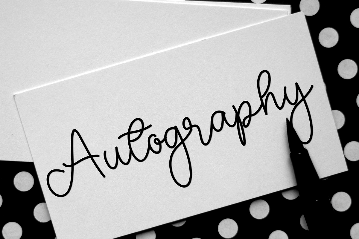 Cake Milk, a Handwritten Font by InermediaSTUDIO (Photo 5 of 8)