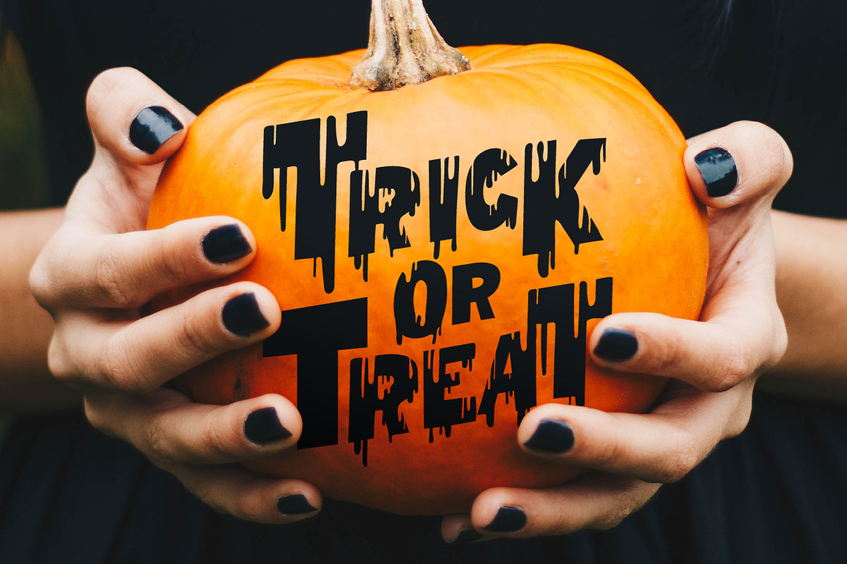 October Sweets, a Sans Serif Font by chekart (Photo 7 of 10)