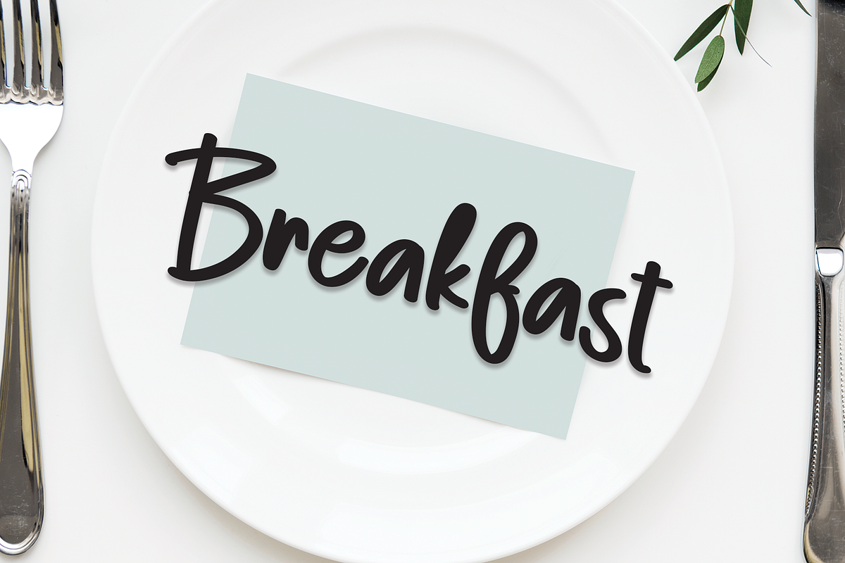 Wonderline | Script Font, a Script Font by Scratchones (Photo 4 of 8)