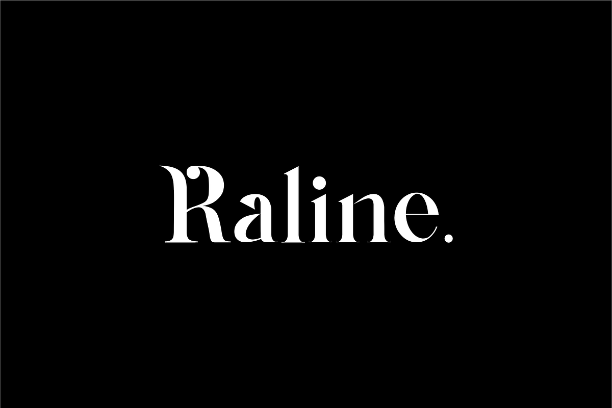 Argus - Lovely & Elegant Serif Font, a Serif Font by Vroz Studio (Photo 6 of 8)