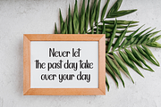 Sunlight | Script Font, a Handwritten Font by Scratchones (Thumbnail 5 of 8)