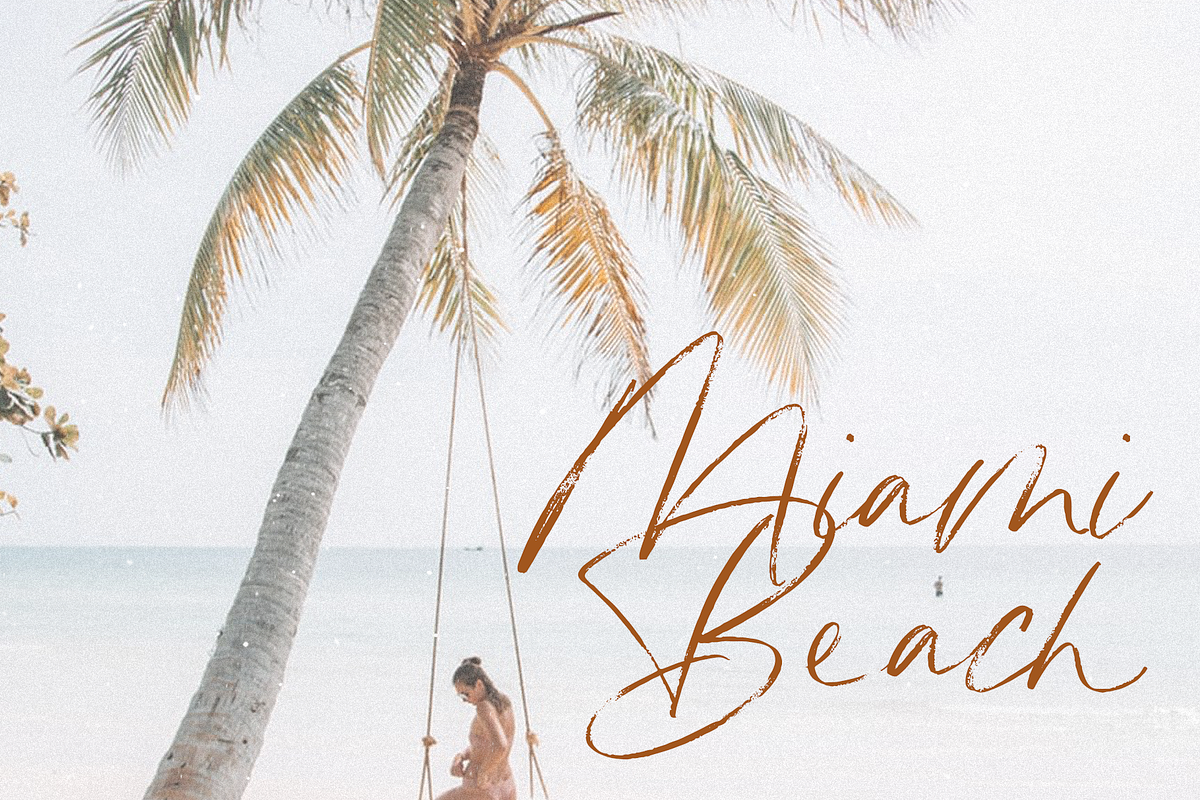 Manhattan | Brush Script Font preview 2