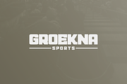 Soecken - Modern Display Typeface, a Slab Serif Font by garismantra (Thumbnail 2 of 4)