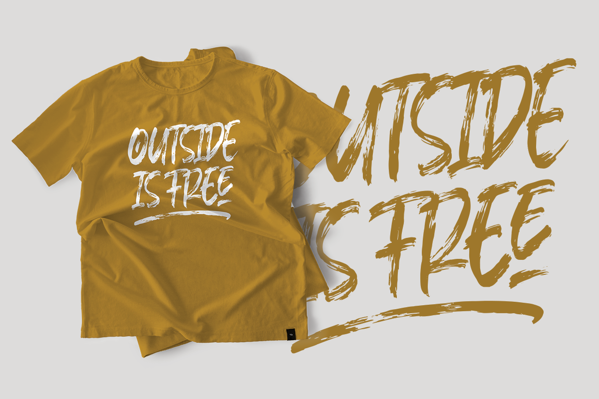 Georgia Hills - A Textured Brush, a Font by Megi Satyo Widodo (Photo 10 of 13)