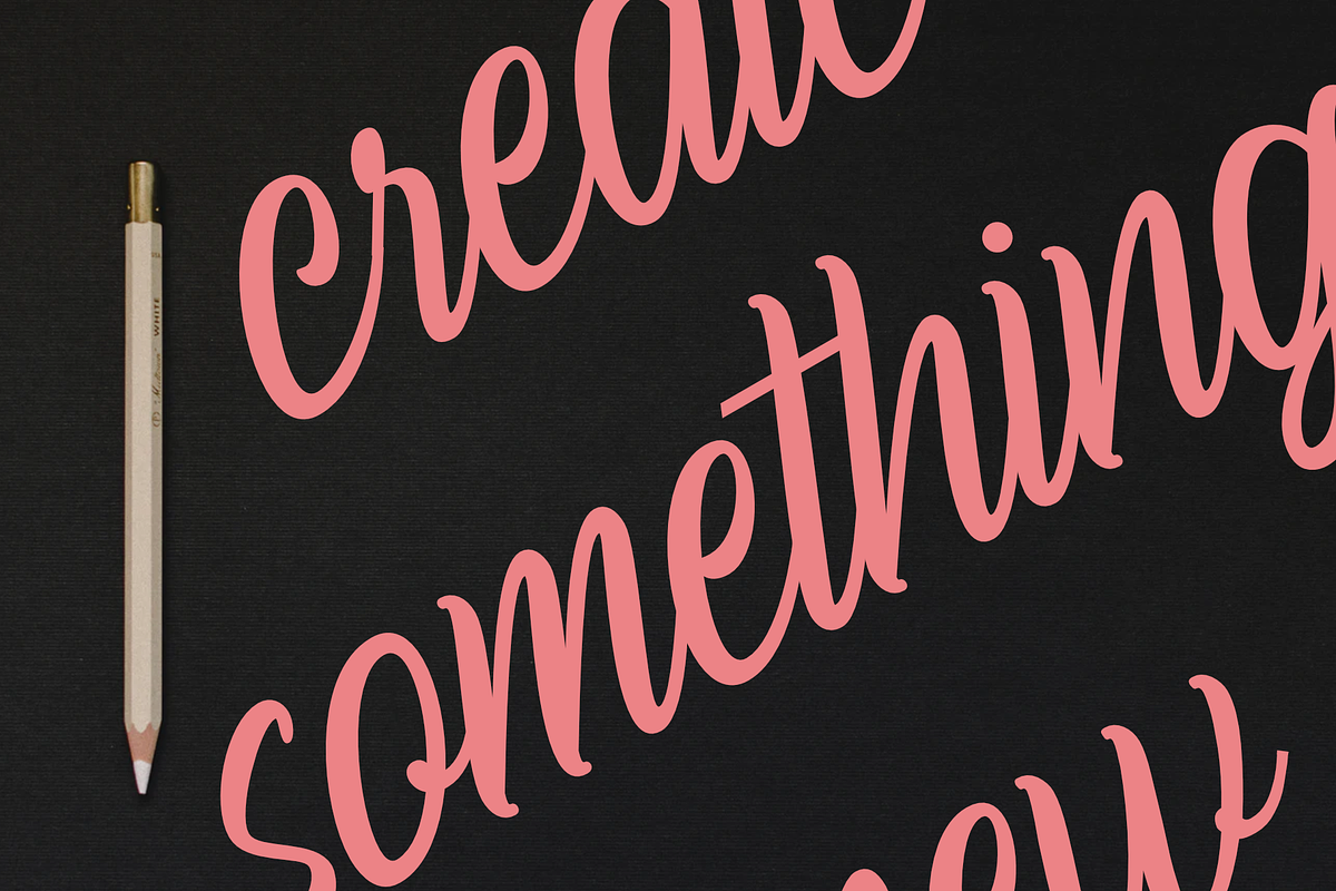 Ocean Road - A Modern Script Font preview 3