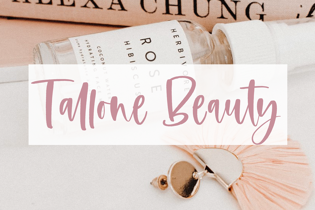 Flashy | Handwritten Script Font preview 5