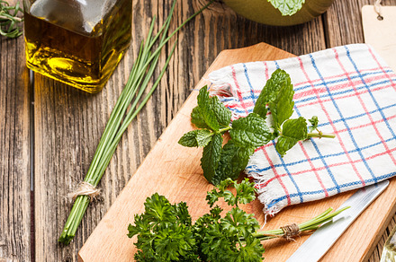 Olive Oil And Herbs preview 6