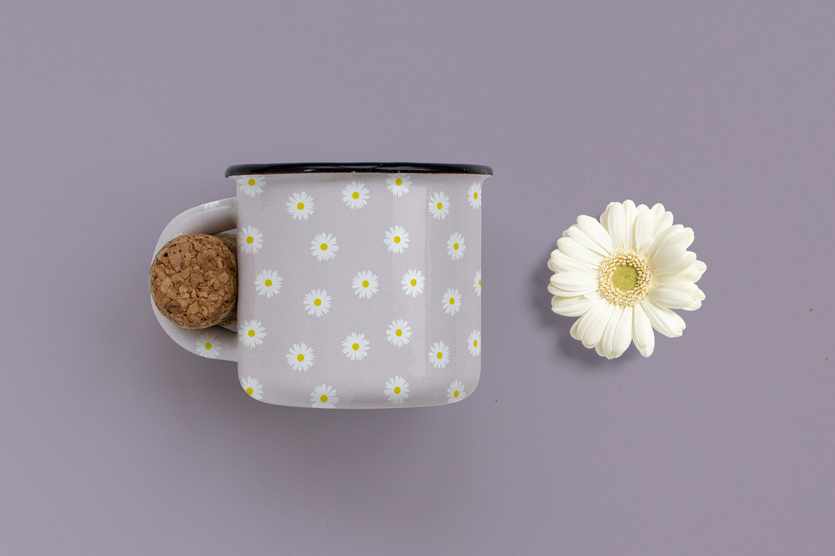 Daisy flowers, seamless patterns, a Pattern Graphic by Good Studio (Photo 11 of 15)