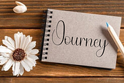 Christmas Scents, a Handwritten Font by InermediaSTUDIO (Thumbnail 6 of 7)