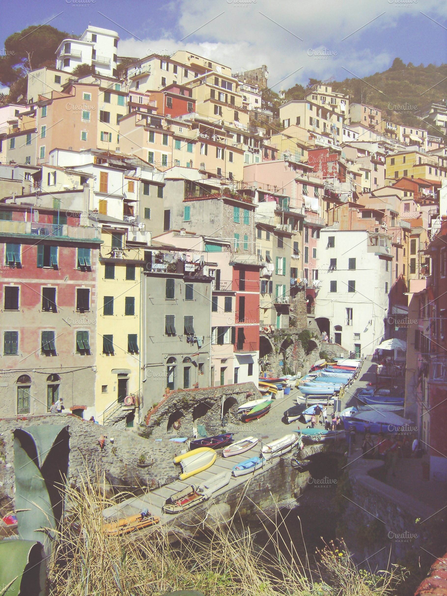Riomaggiore Italy Containing Riomaggiore Italy And Italian