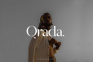 Qrada Classy Font