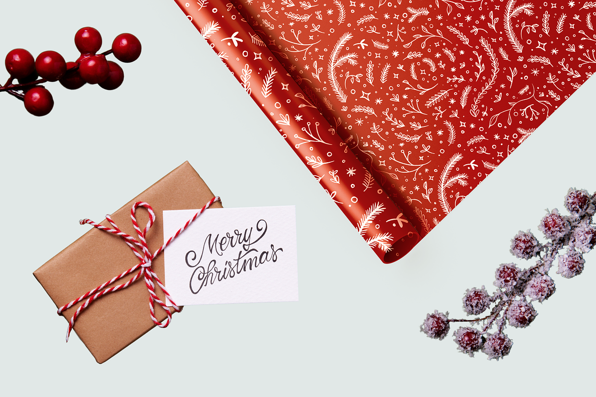 Hand-Drawn Floral Christmas Elements, an Illustration by nyulpsd (Photo 2 of 4)