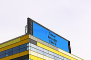 Building Billboard LED Screen Mockup, an Advertising Mockup by smishura (Thumbnail 2 of 3)