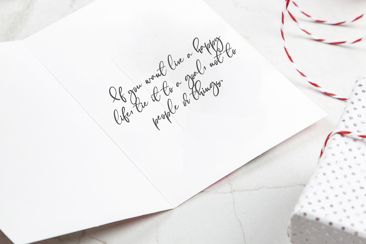 Farishi Natural Handwritten preview 7
