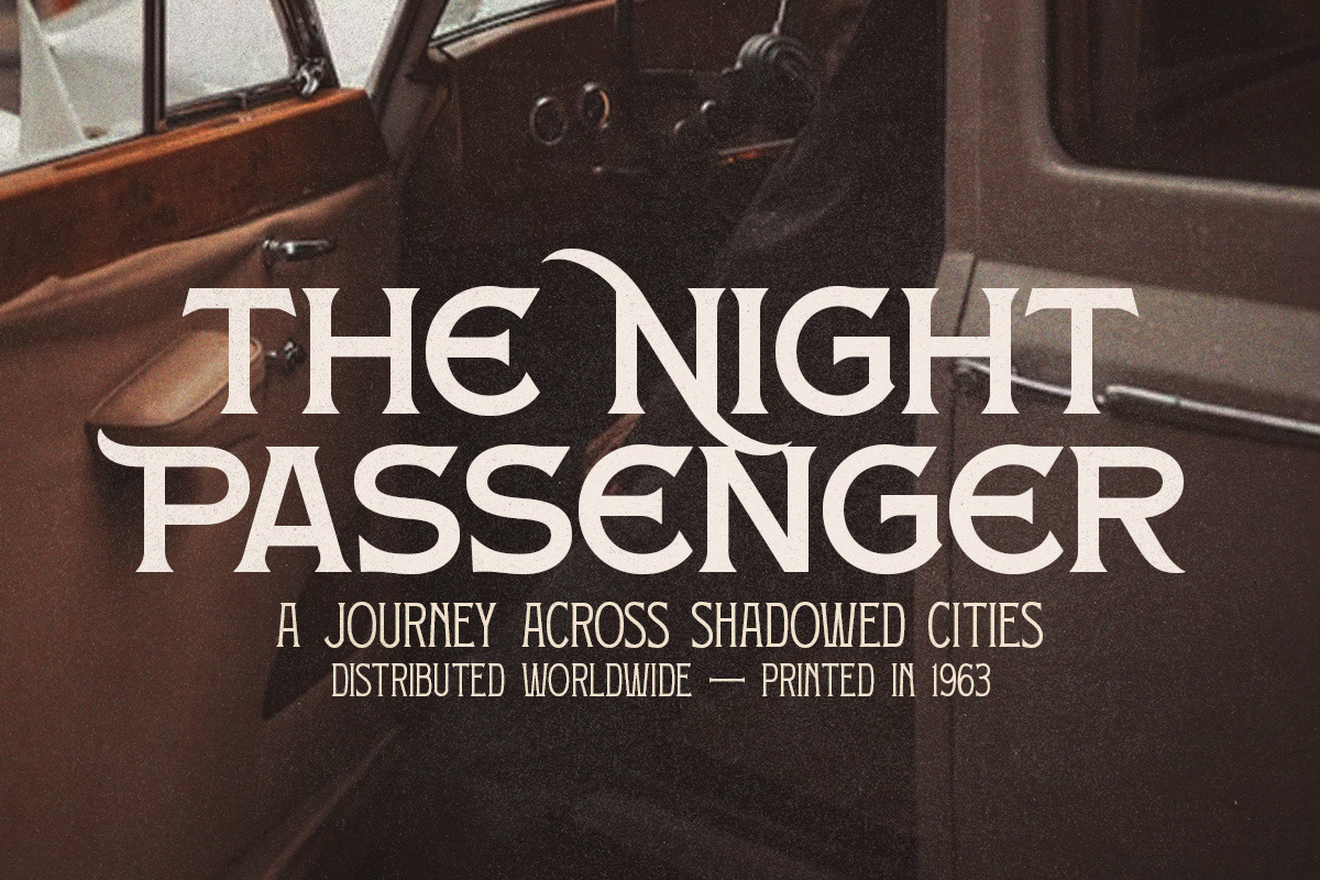 Monvico - Label Display Font, a Serif Font by Letterhend Studio (Photo 5 of 10)