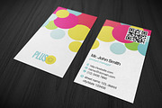 4 Realistic Business Card Mockups, a Print Template by Rafael Oliveira (Thumbnail 5 of 5)